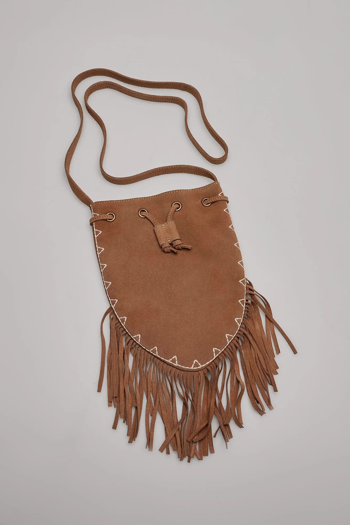 Bolso saco flecos