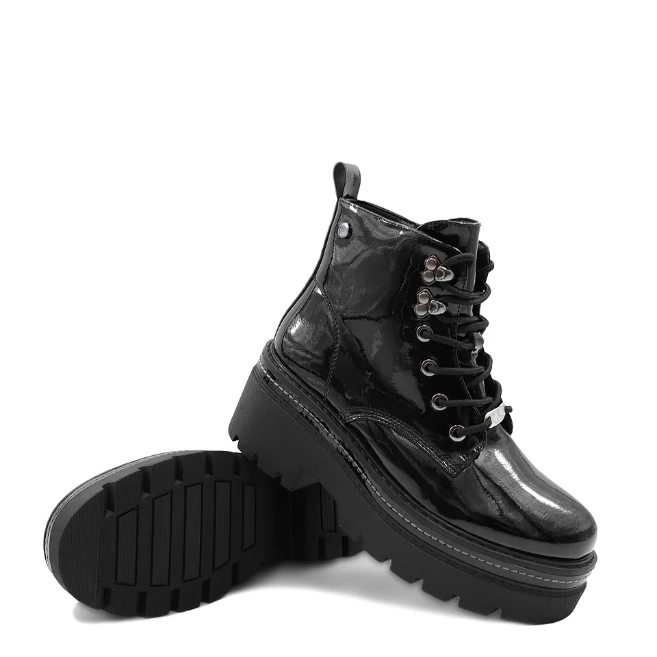 BOTíN 2216 CHAROL NEGRO MODA URBANA