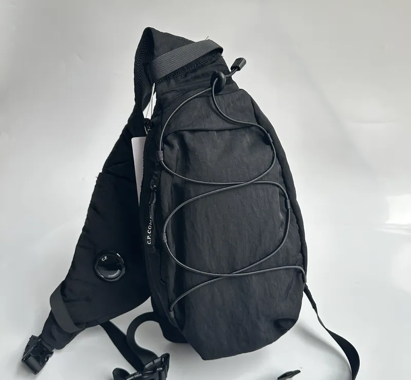 Crossbody de hombro pequeño bolso pequeño de la lente al aire libre. Pull Rope Bolsa de cofre clásica Bolsa de cintura casual un