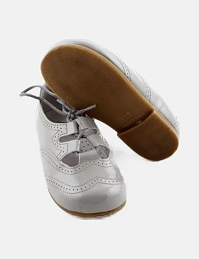 Nensy Zapato gris charol