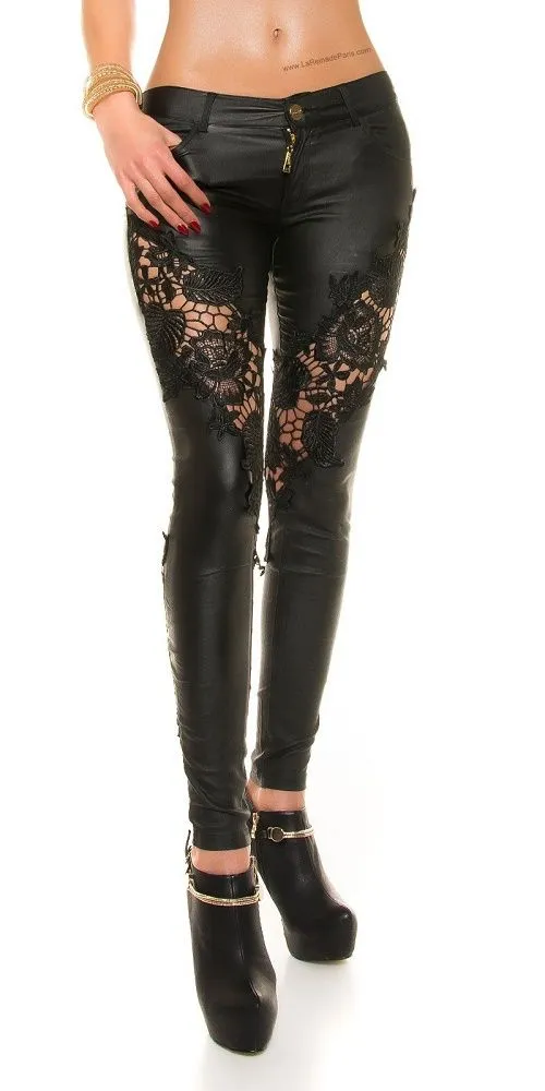 Pantalón de cuero ajustado con encaje