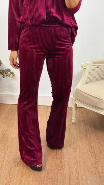 Pantalón Tercipelo Canalé Burdeos
